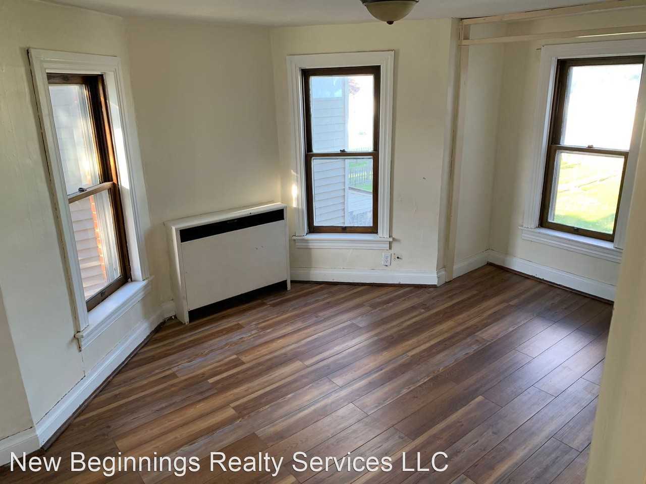 701  Broadway - Photo 2 of 8