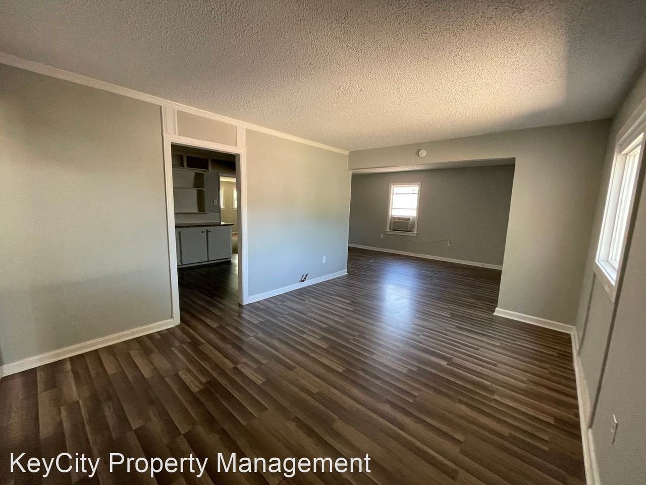 1626 Graham St - Photo 2 of 22