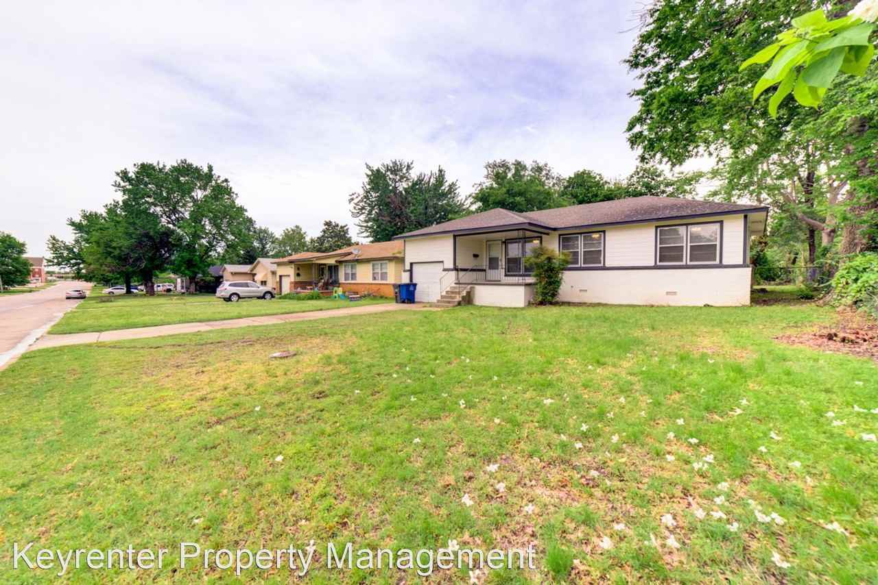 237 S 73rd East Ave - Photo 2 of 26