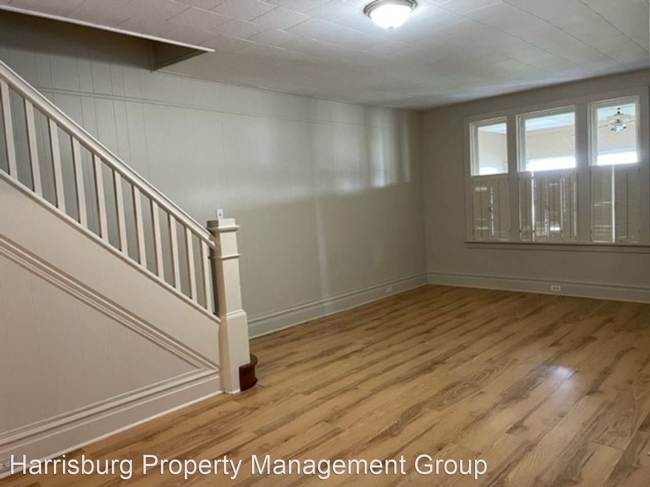 212 N Front St - Photo 3 of 17