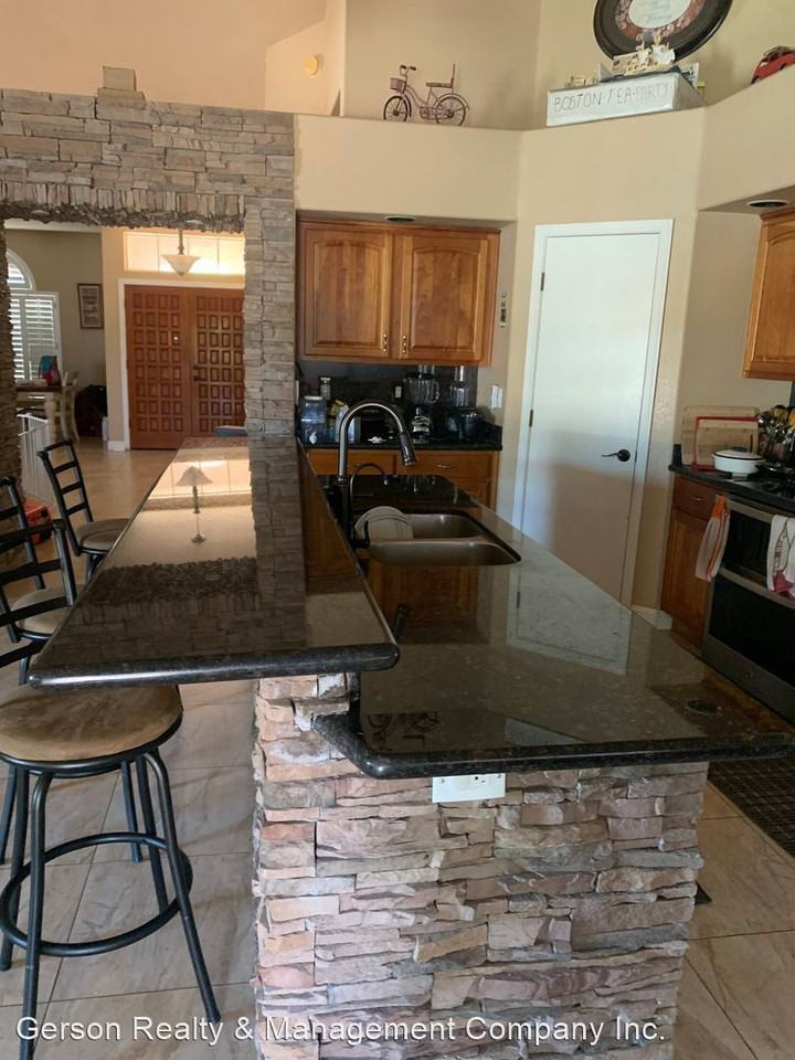 1625 W Gunstock Loop - Photo 3 of 18