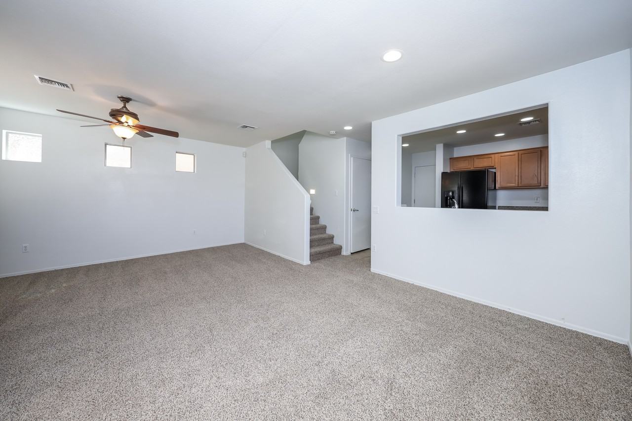 10543 E Pleasant Pasture Dr - Photo 3 of 22