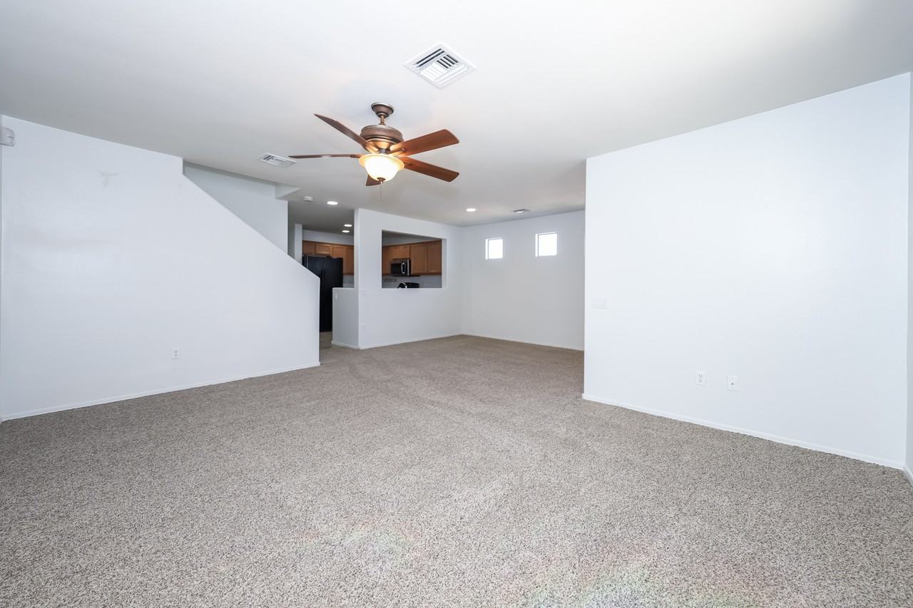 10543 E Pleasant Pasture Dr - Photo 4 of 22