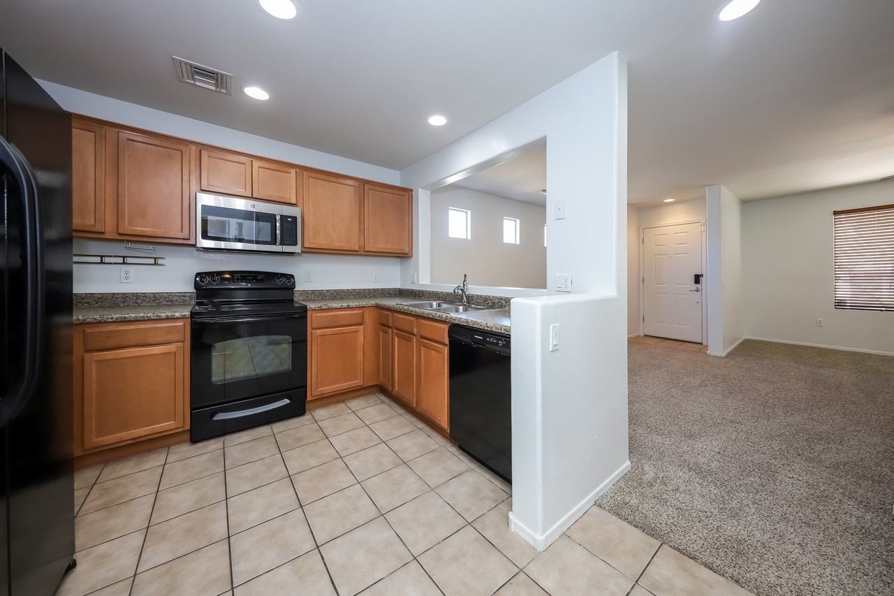 10543 E Pleasant Pasture Dr - Photo 7 of 22