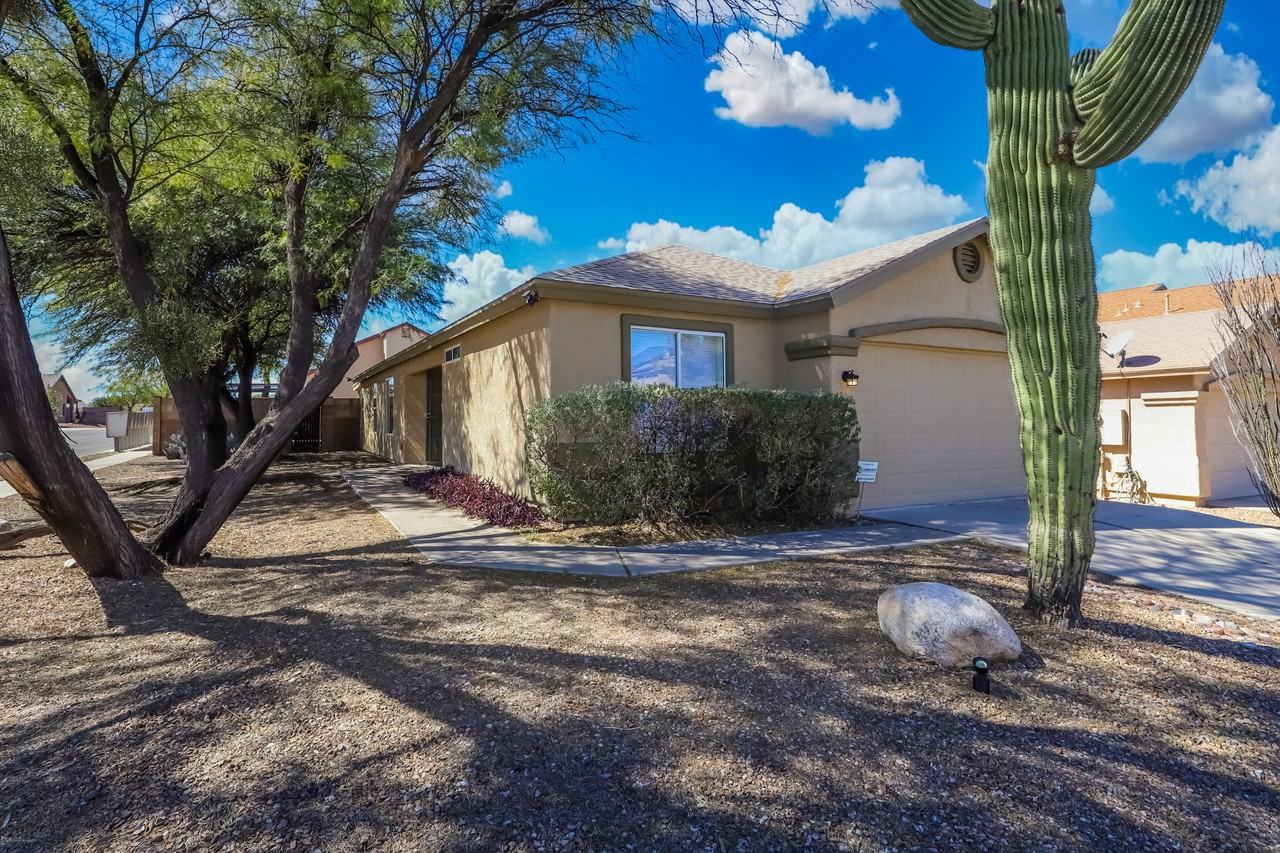 9108 E Muleshoe St - Photo 2 of 26