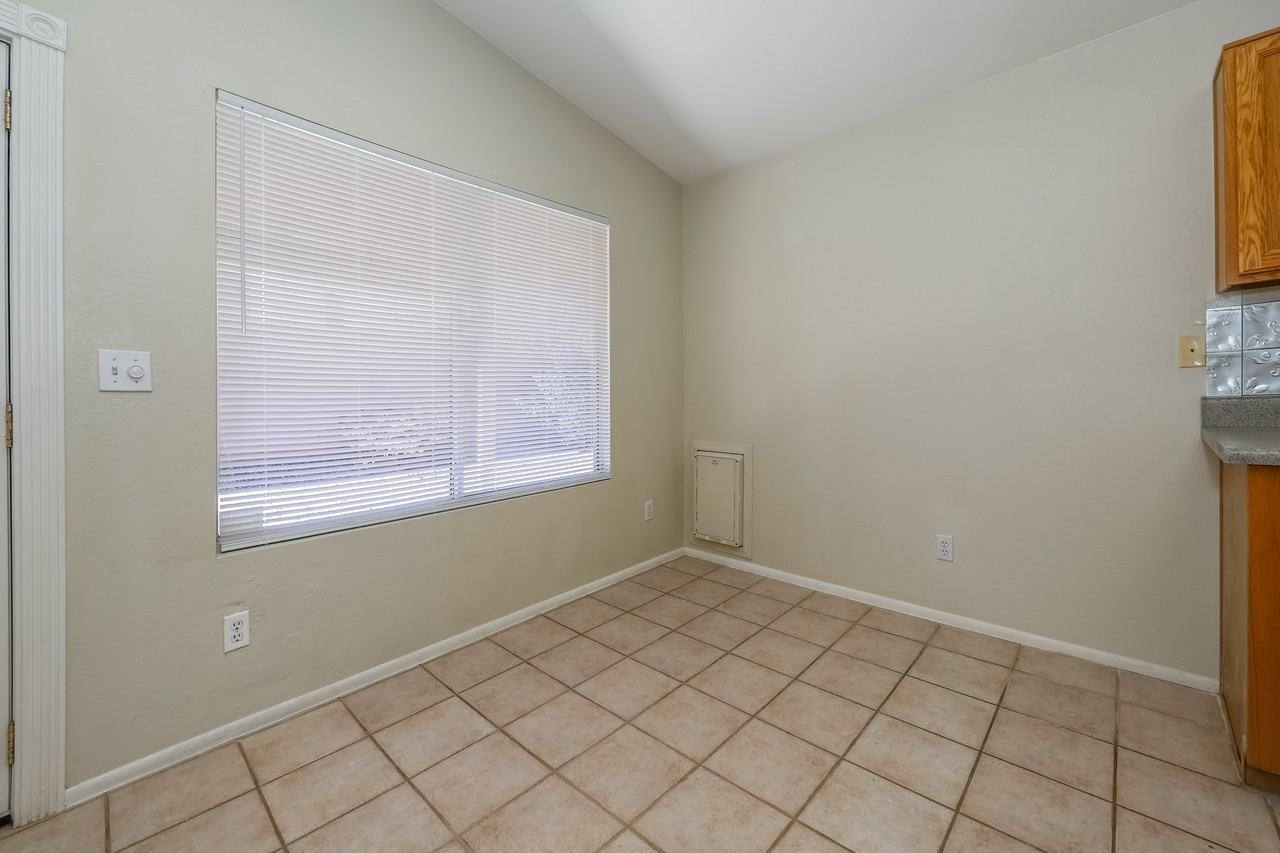 9108 E Muleshoe St - Photo 7 of 26