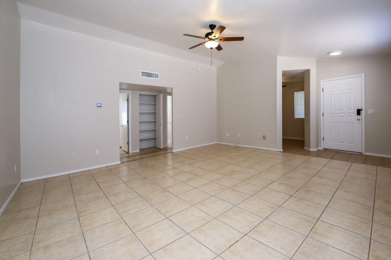 3311 W Alexanderwood Dr - Photo 4 of 24