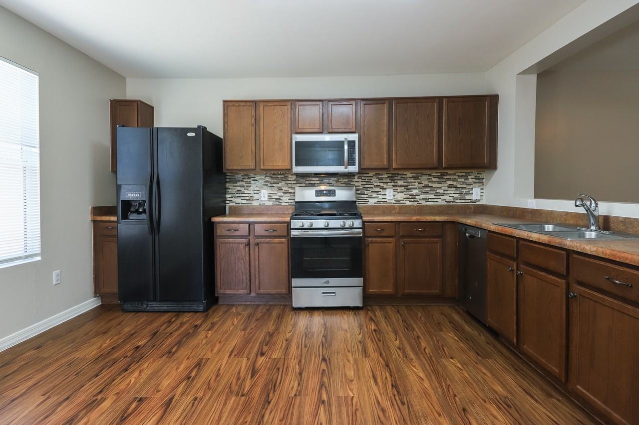 7610 E Valley Overlook Dr - Photo 7 of 21