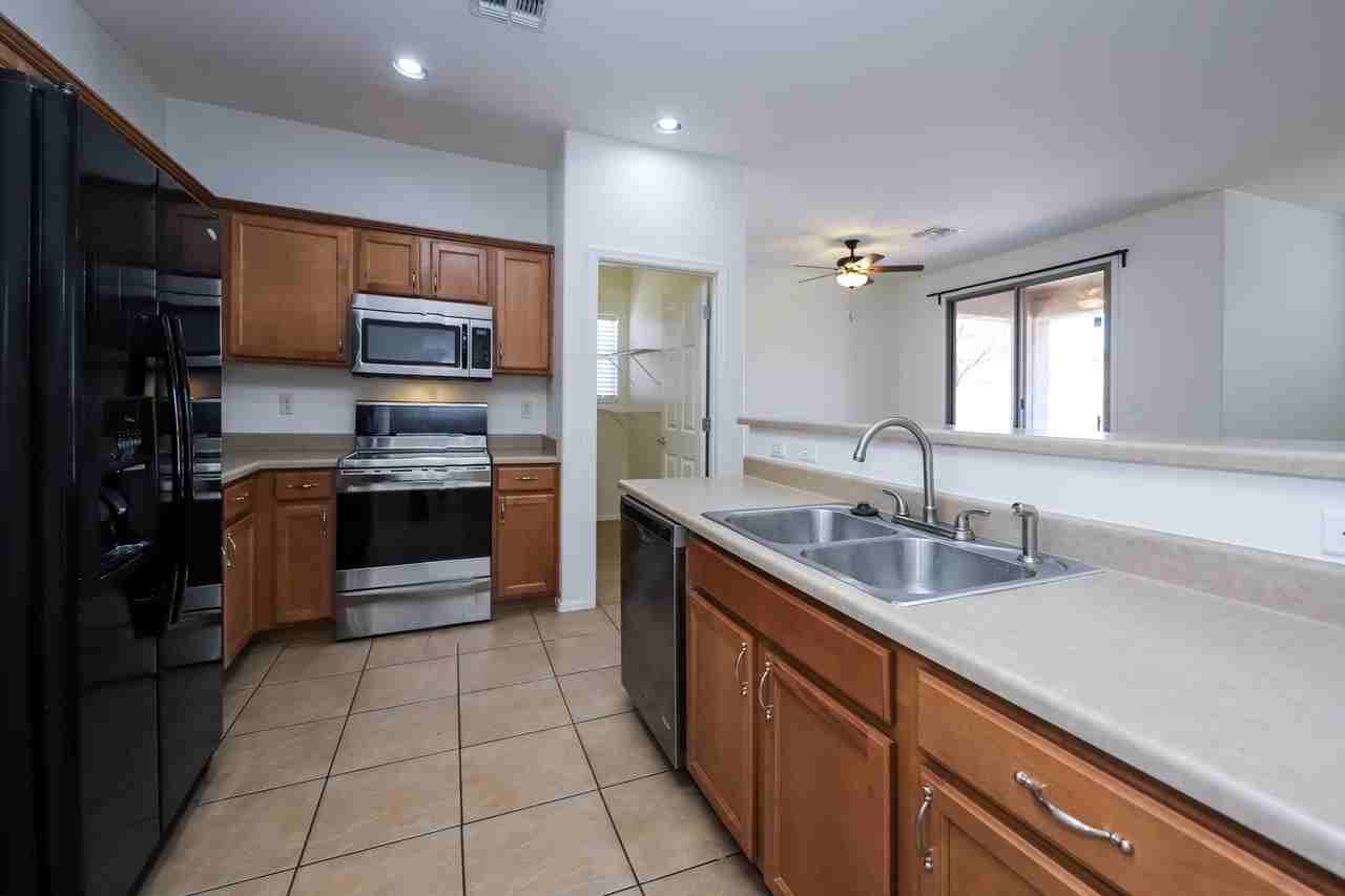 3510 W Avenida Sombra - Photo 3 of 25