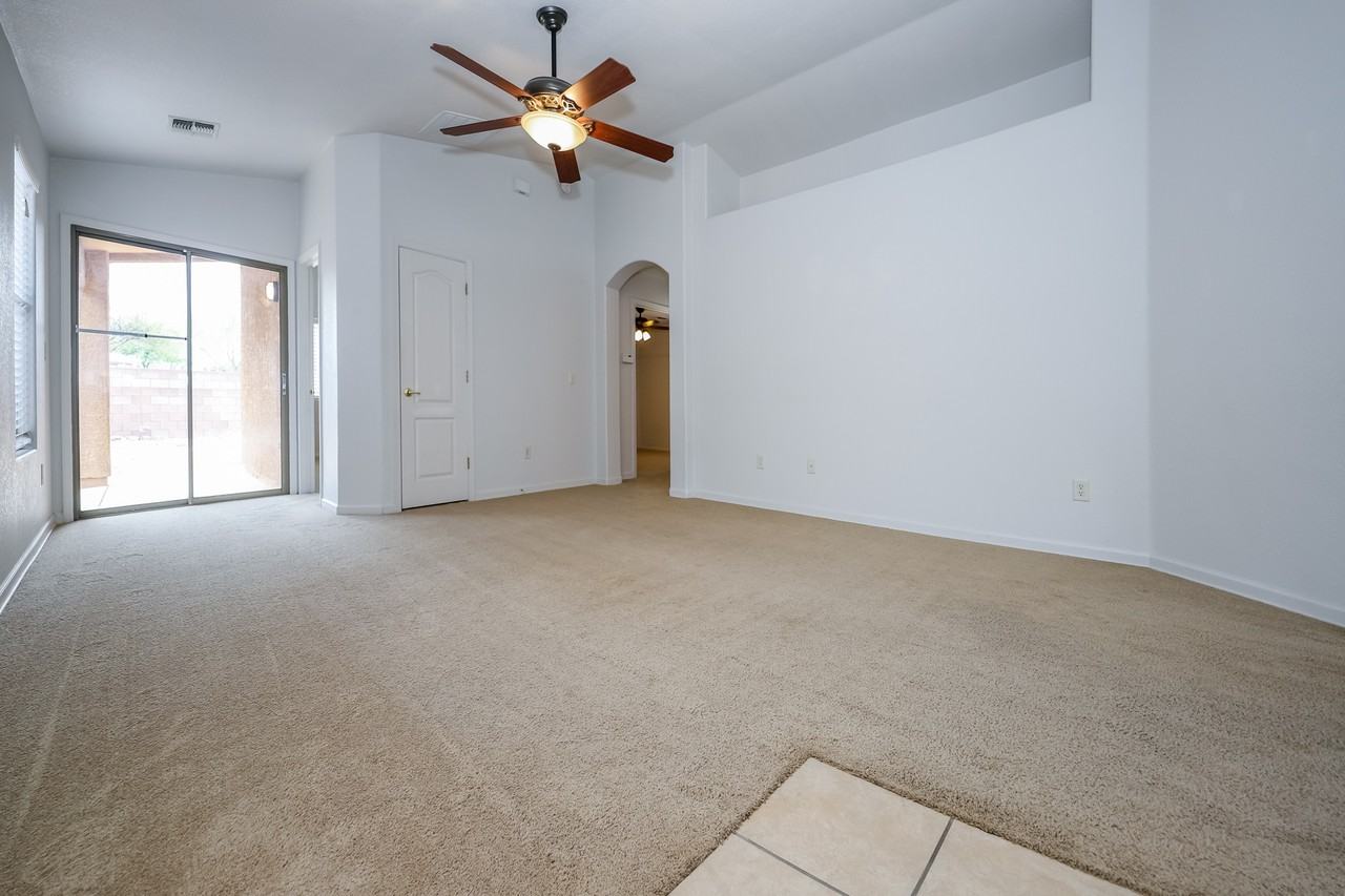 13170 E Alley Spring Dr - Photo 3 of 24