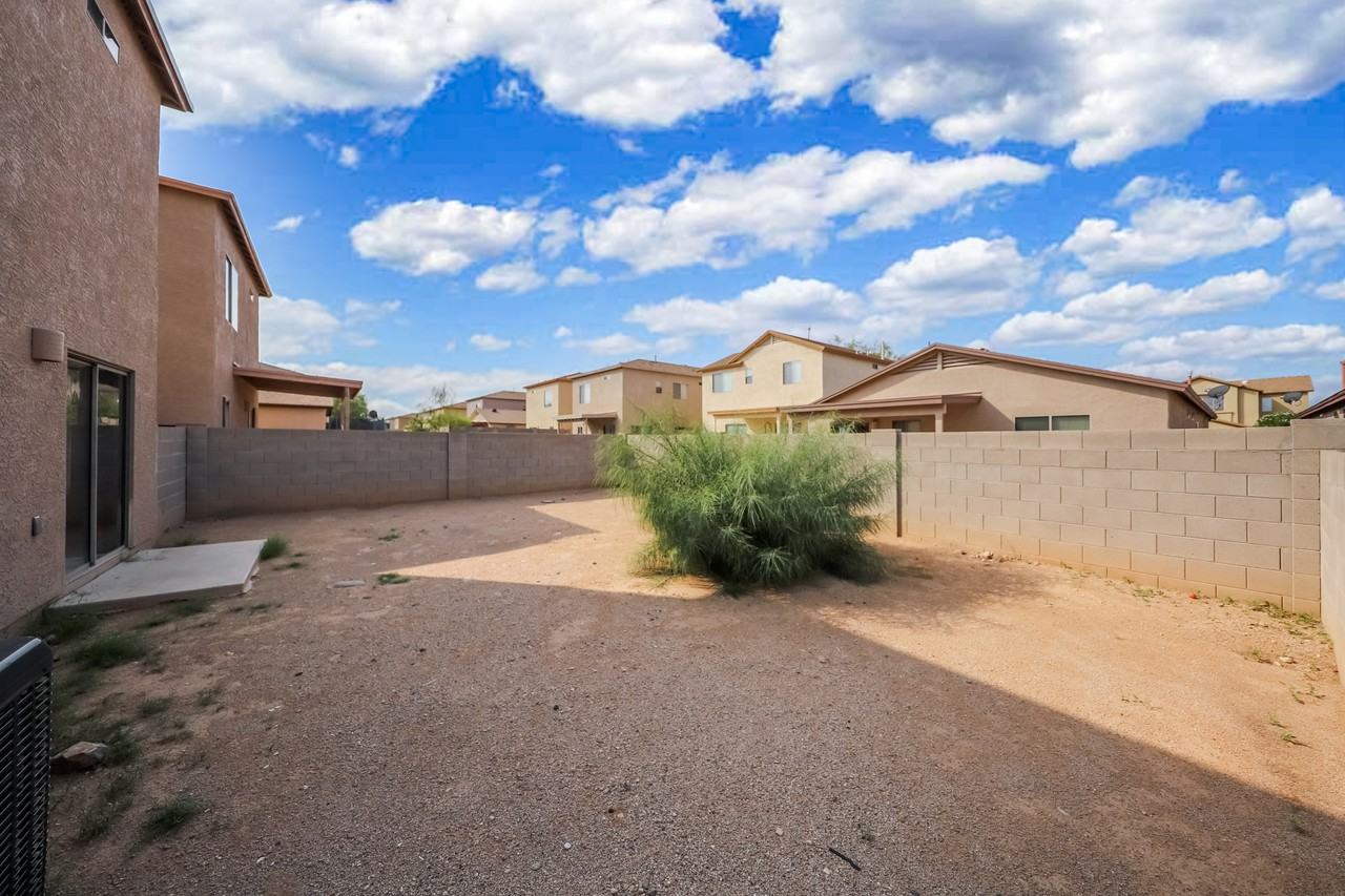 3620 E Felix Blvd - Photo 3 of 30
