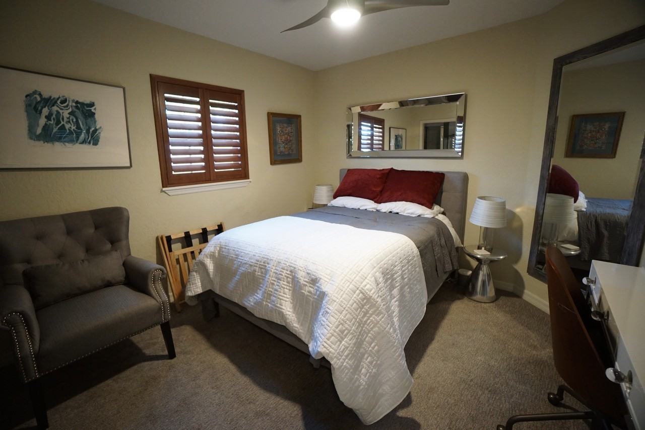 3205 W Ballast Point Blvd - Photo 7 of 19