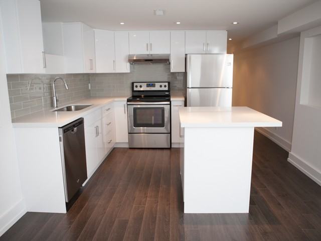 305 Winona Dr - Photo 2 of 10