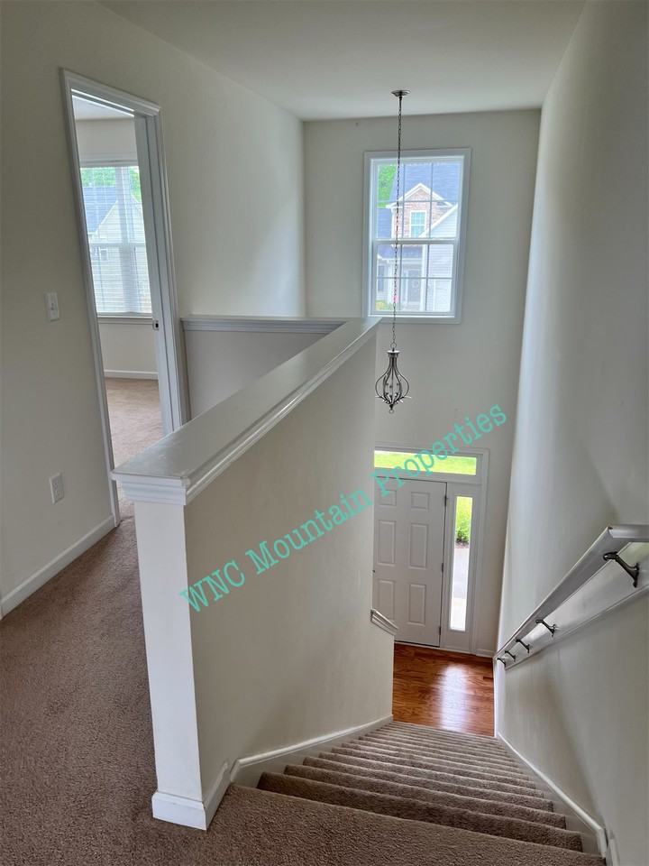 224 E Hiawassee Rd #1 - Photo 3 of 16