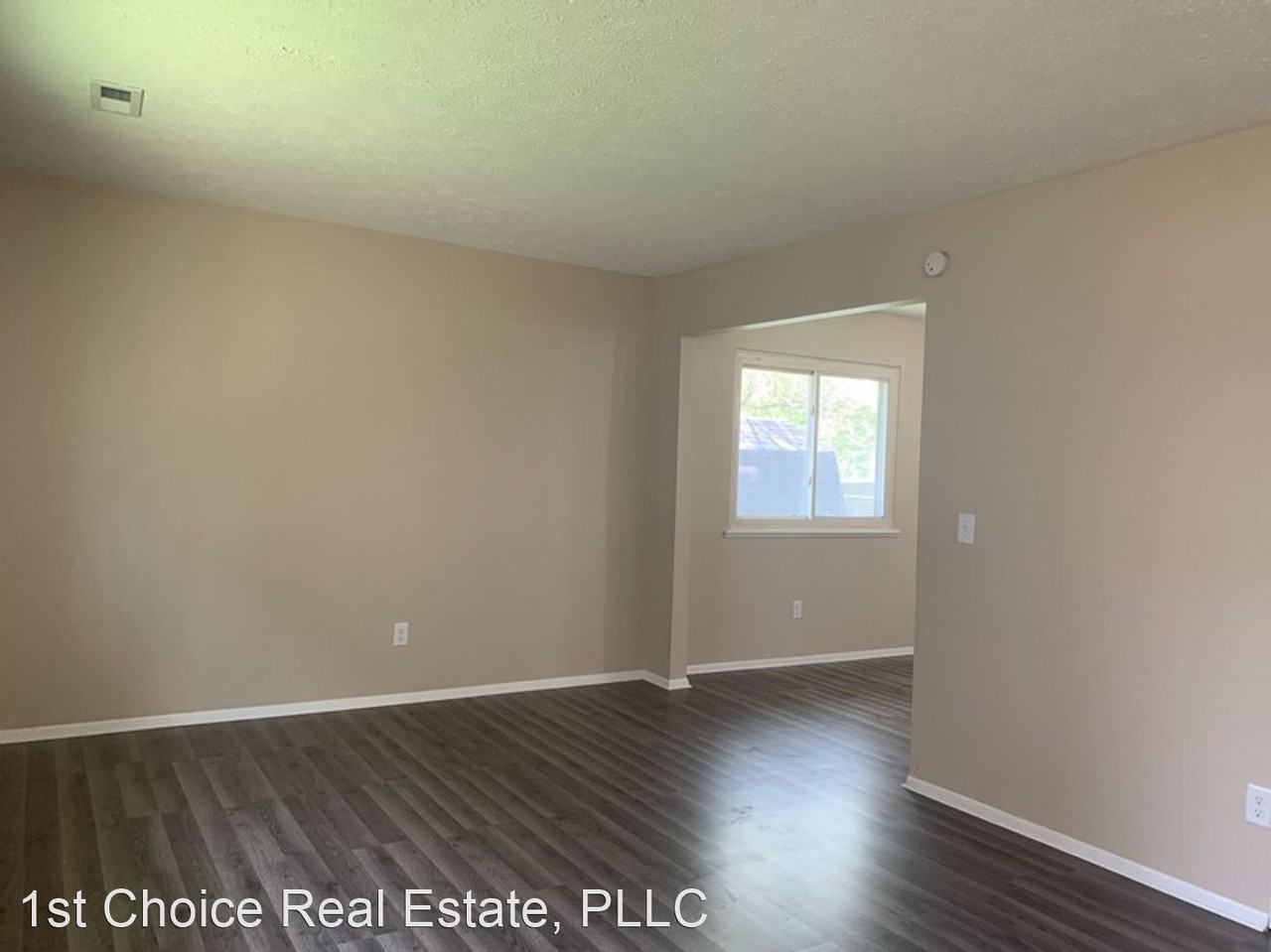 4447 Harding Ave - Photo 3 of 15