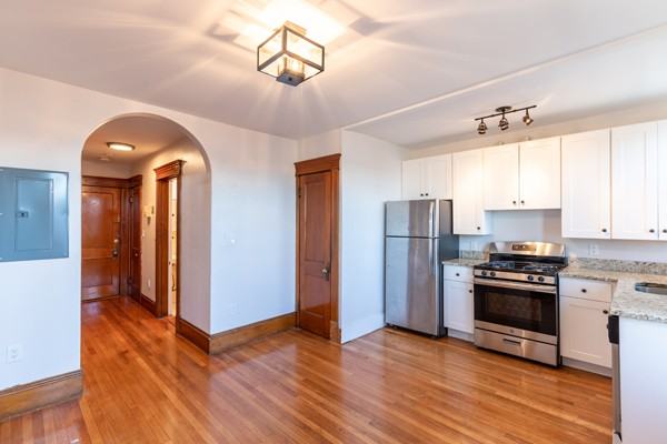 257 Washington St #14 - Photo 2 of 10