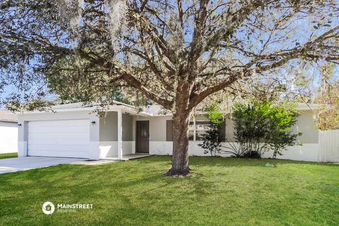 2404 Franklin Dr - Photo 3 of 16