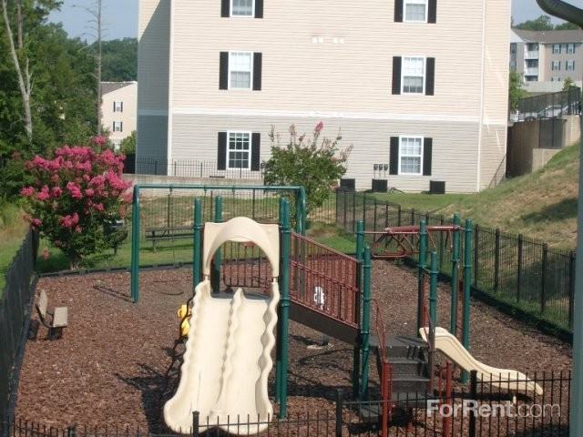 Aquia Terrace - Photo 3 of 16