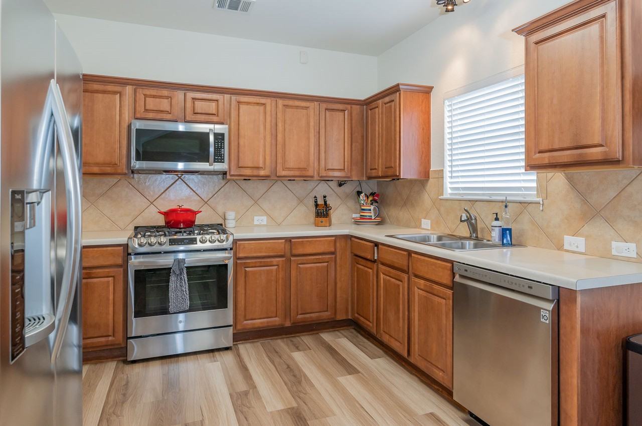 4004 Rocky Shore Ln #1 - Photo 2 of 11