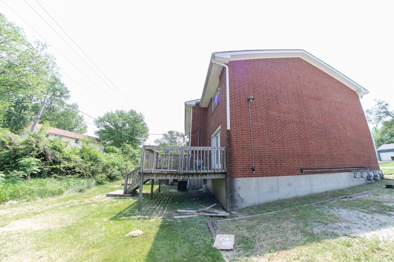 819 Broad St #1 - Photo 2 of 13