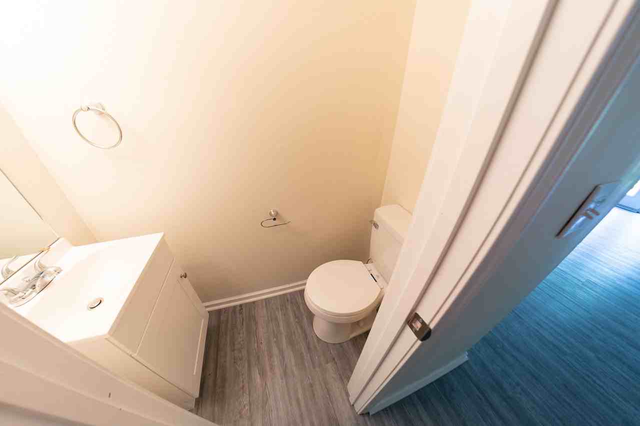 819 Broad St #1 - Photo 7 of 13