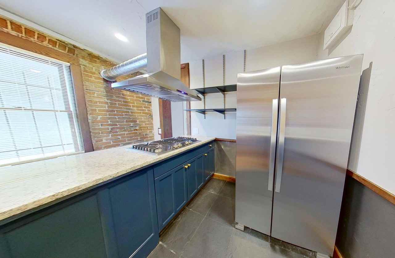 2532 N Ogden St - Photo 5 of 21