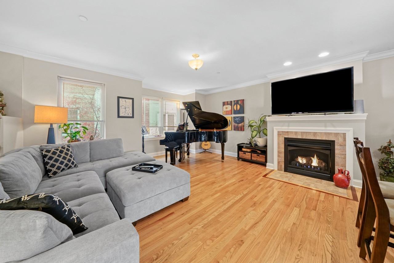 3864 Wehrman Ave #3872 - Photo 4 of 33