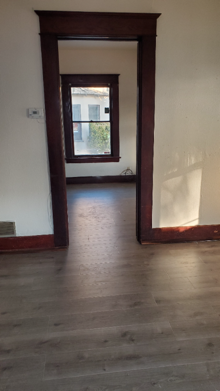 1143 M St - Photo 2 of 8