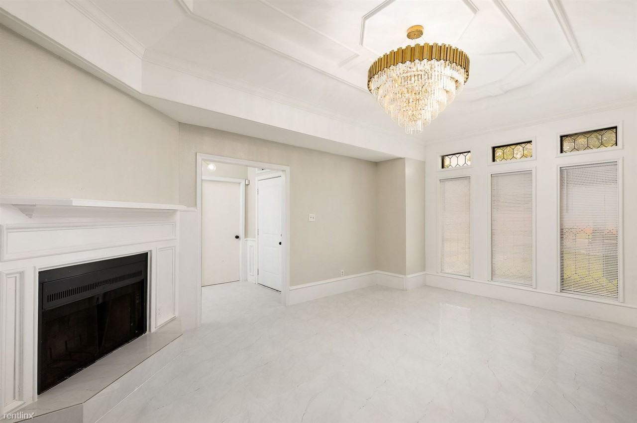 822 Diana Dr - Photo 3 of 15