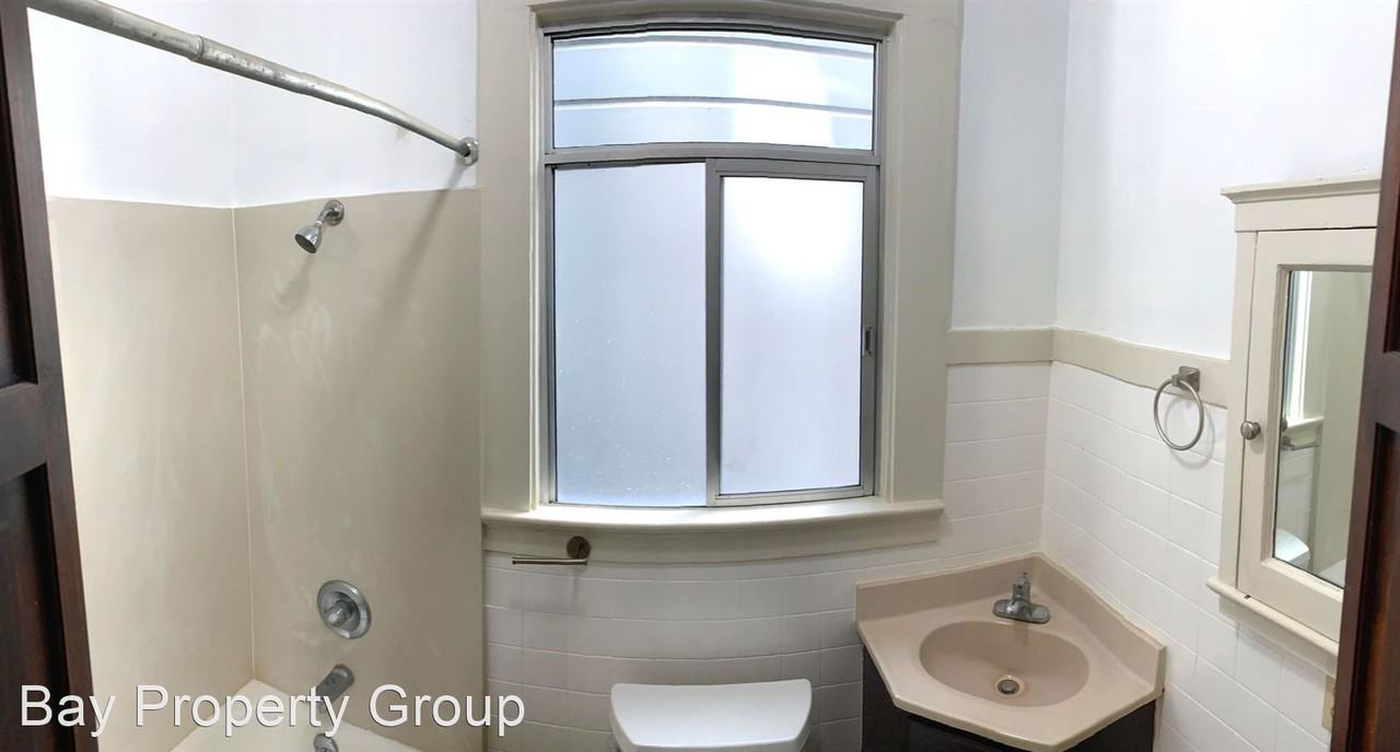 562 Guerrero Street - Photo 3 of 13