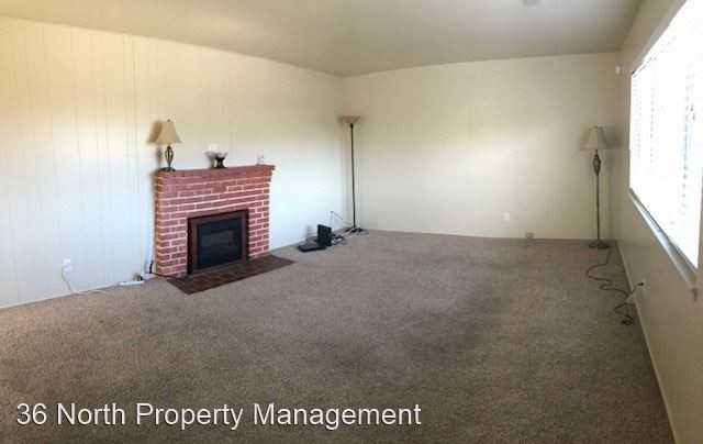 2060 Paralta Ave - Photo 2 of 11