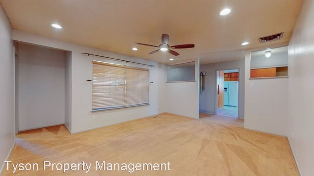 1228 Espejo St Ne - Photo 2 of 22