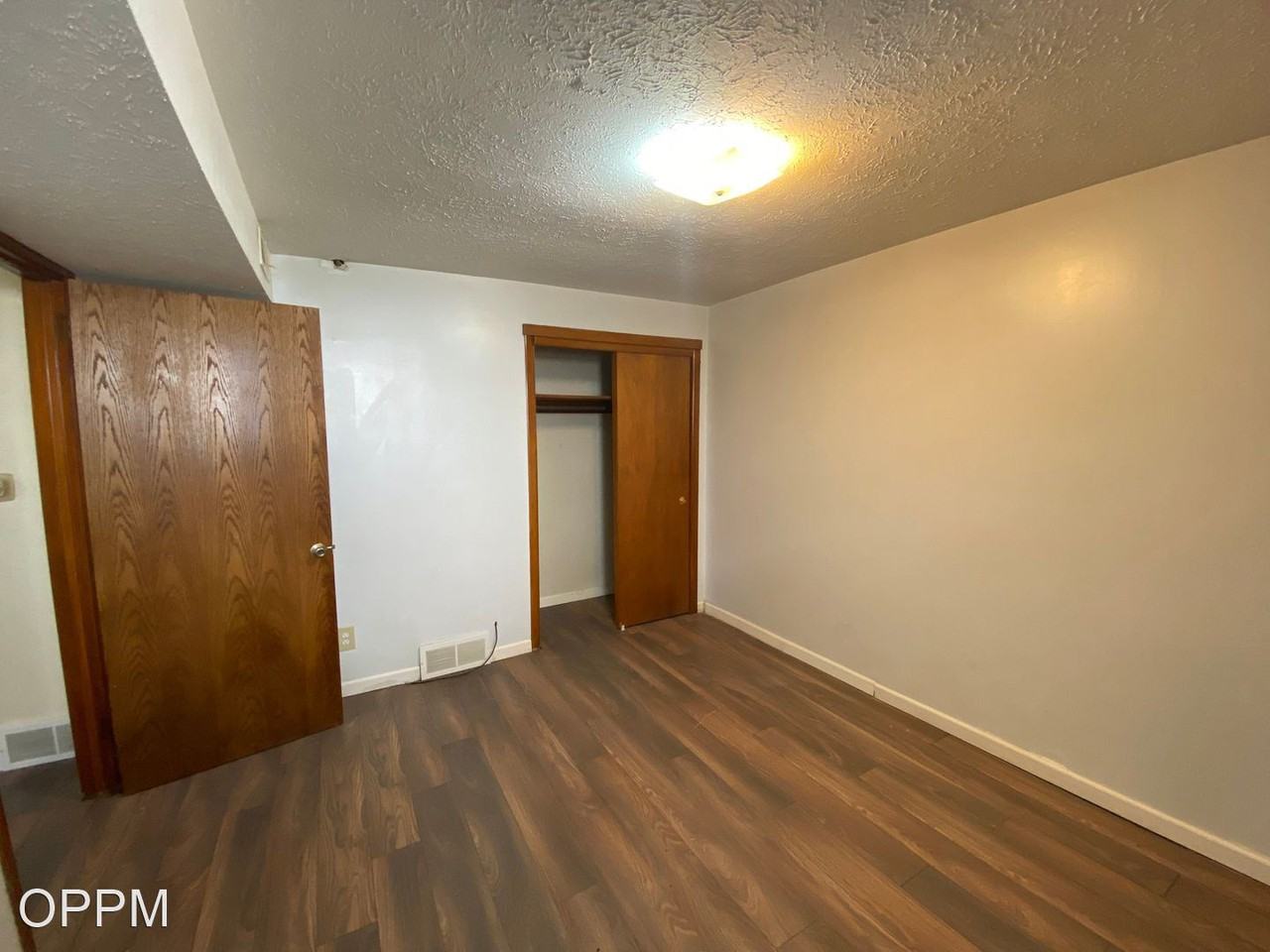 3552 Cass Street - Photo 3 of 5