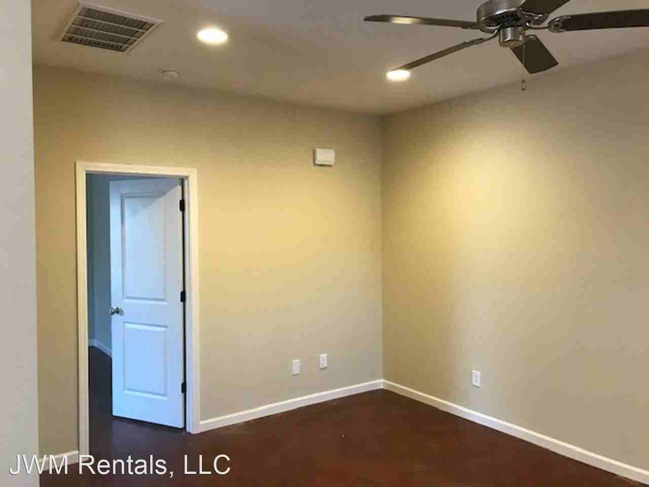 CR 401 - Photo 2 of 20