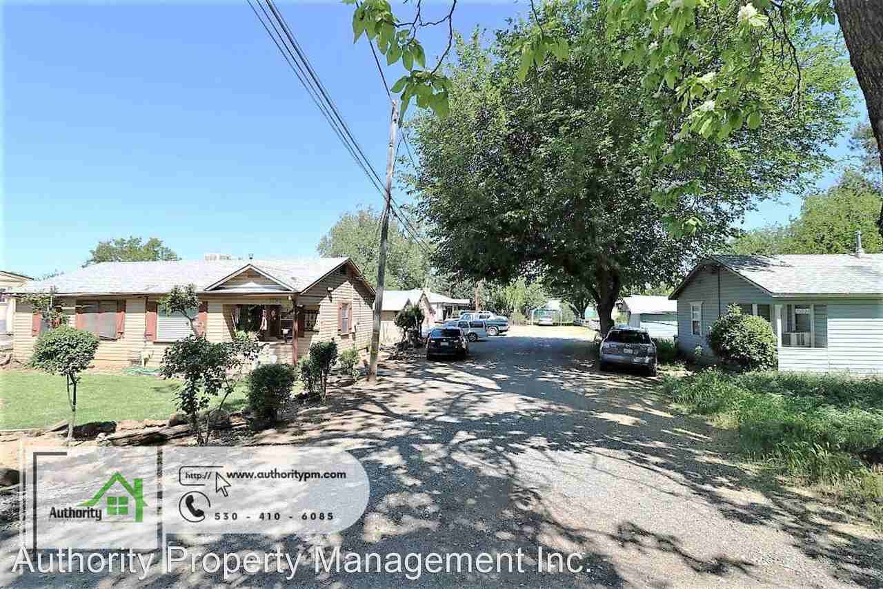 20022 Loop St - Photo 2 of 2