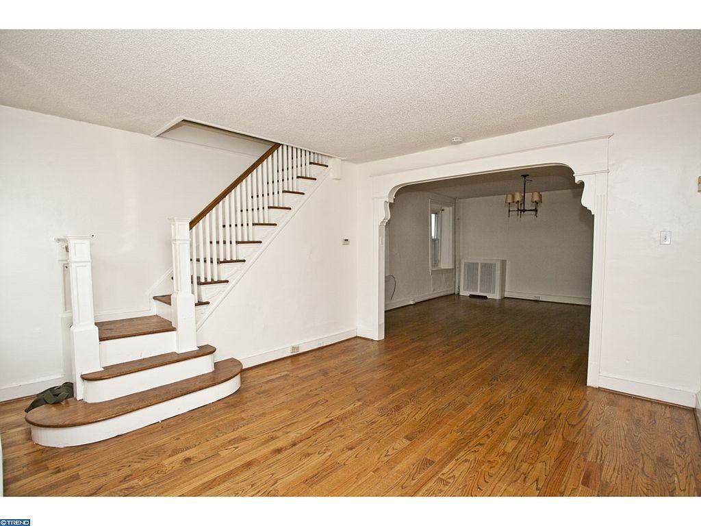 201 Dupont Street - Photo 2 of 17