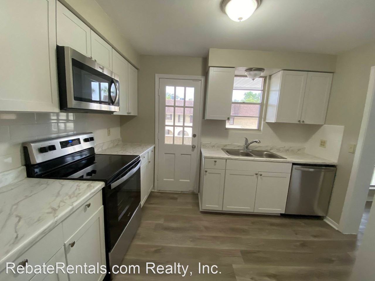 1716 El Camino Rd #6 - Photo 2 of 27