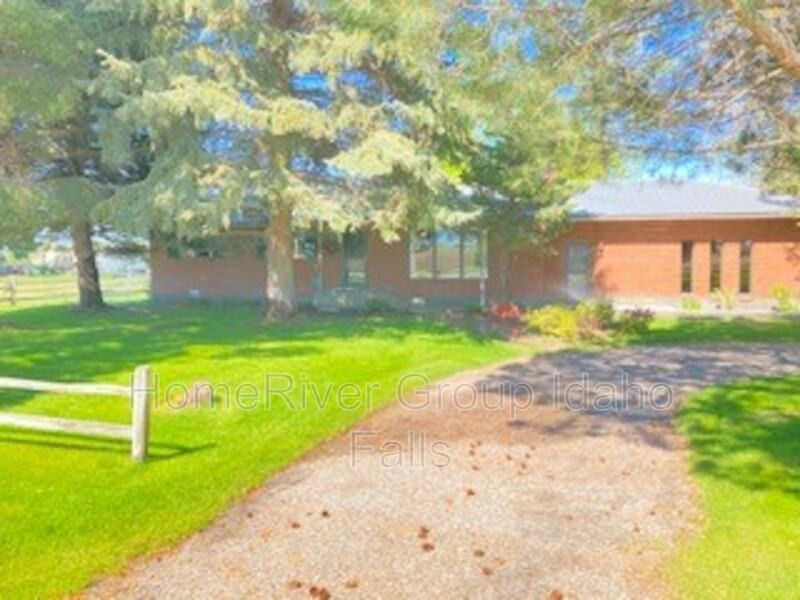 728 N 600 E - Photo 2 of 22