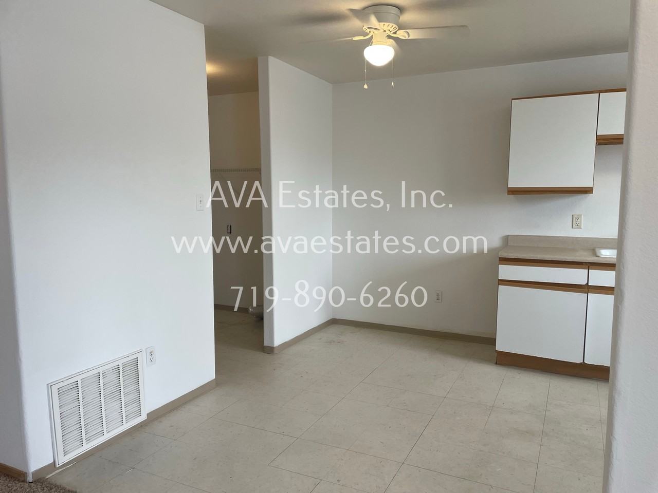 3003 Ontario St - Photo 3 of 18