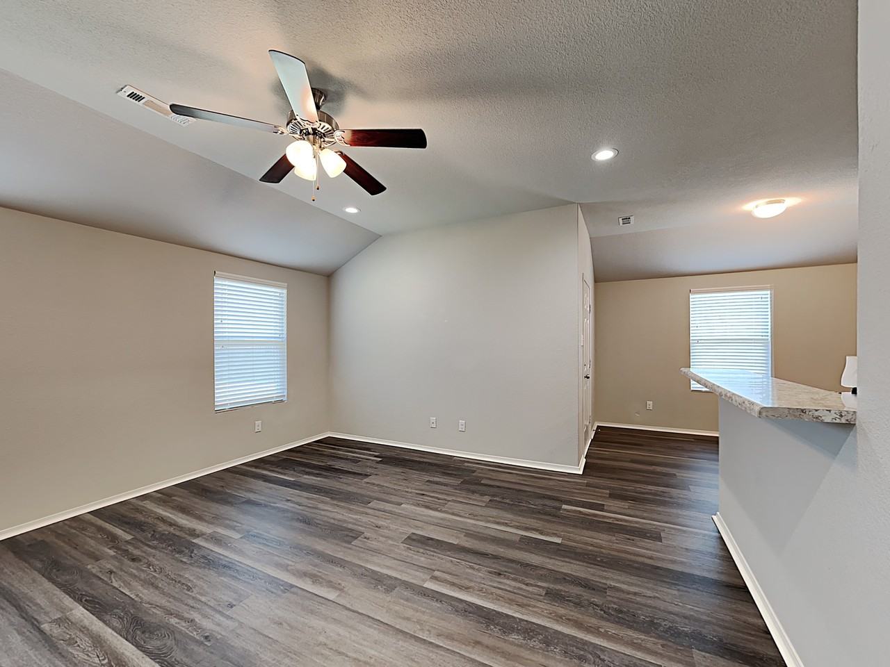 71 Cedar Creek Loop - Photo 3 of 21