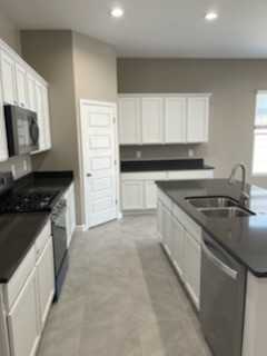 40802 W Sunland Dr - Photo 6 of 19