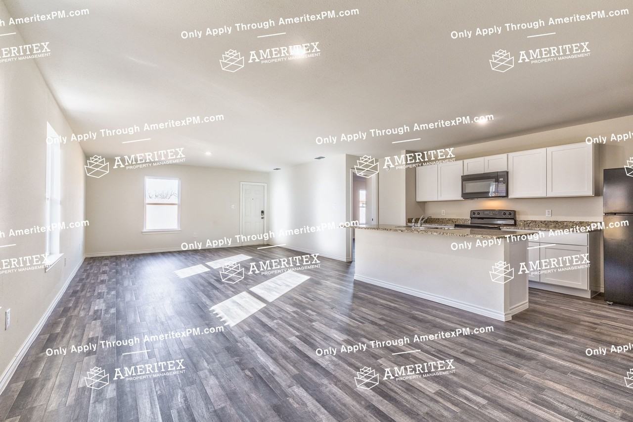 7726 Florence Dr - Photo 3 of 24