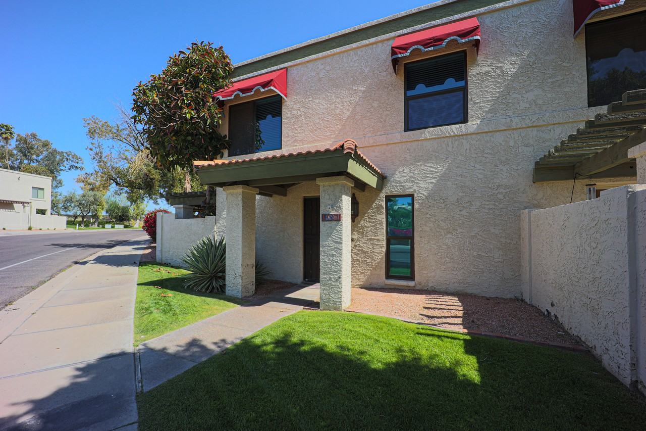 8449 S 48th St #1 - Photo 2 of 34