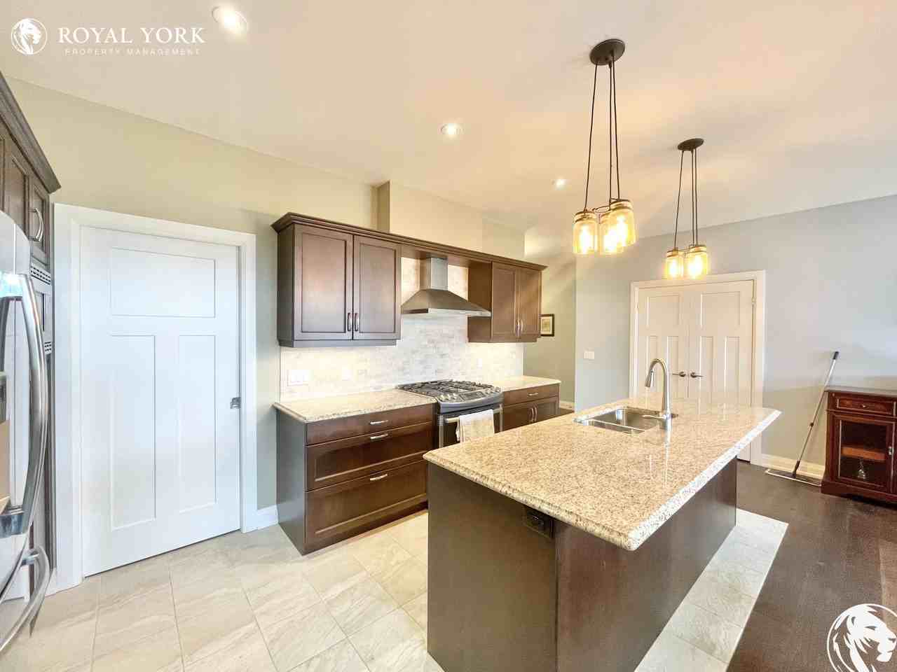 5622 Ironwood St #21 - Photo 3 of 47