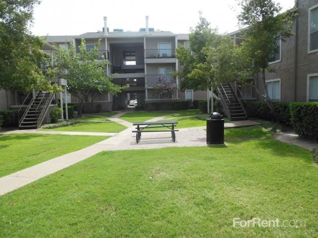Walden Pond - Photo 3 of 21