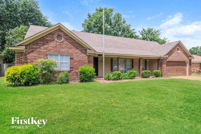 2801 Emerald St - Photo 2 of 15