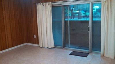 603 G St SW - Photo 2 of 10