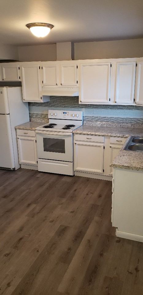 65 Newman Rd #D - Photo 2 of 23