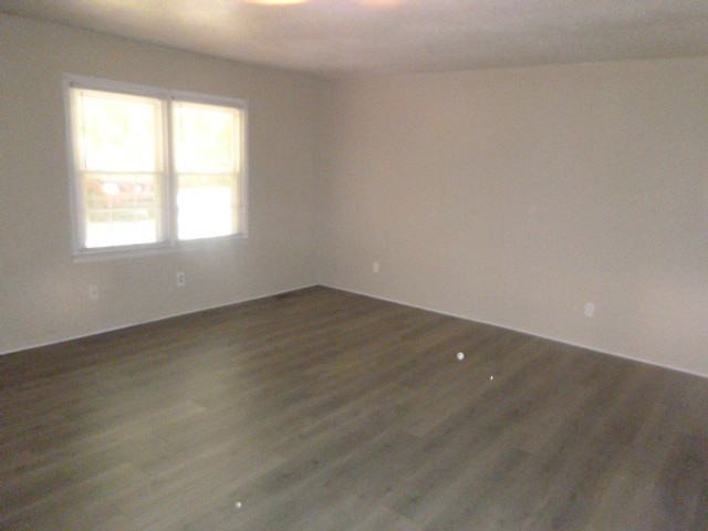 1165 Hartman Ave #1 - Photo 4 of 10