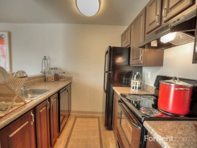 Waterford at the Lakes - Photo 3 of 48